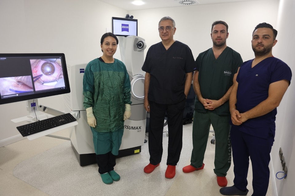 Lazer göz cerrahisinin yeni trendi ‘Smile Pro’ yöntemi Denizlililerin hizmetine girdi