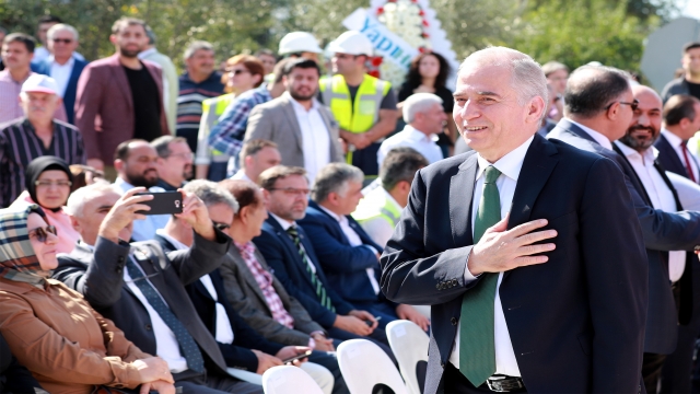 Başkan Osman Zolan: "Durmak yok hizmete devam"