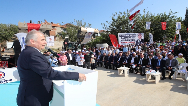 Büyükşehir 5 mahallenin daha alt yapısını baştan aşağı yeniliyor