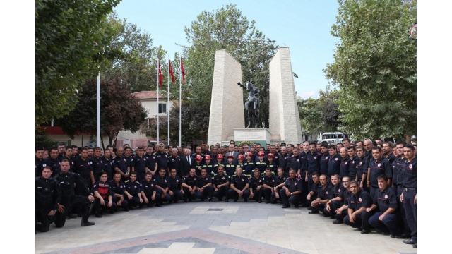 Denizli'nin kahramanları dur durak bilmedi