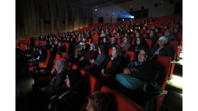 Kadın Meclisi’nden 500 kadına sinema keyfi