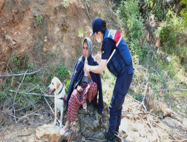 Kayıp olarak aranan kadın ormanlık alanda bulundu