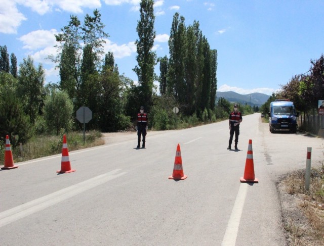 Karantinaya alınan beldede koronadan 1 kişi daha hayatını kaybetti