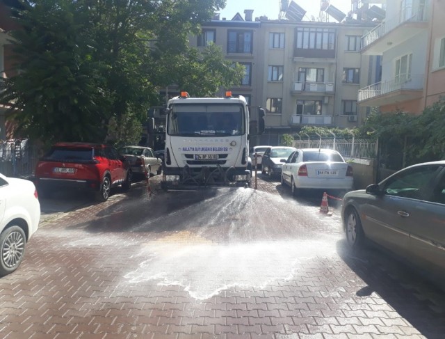 Malatyada yoğun Covid 19 temizliği