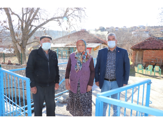 Yaşlı çiftin kefen parasını bıçak zoruyla gasp etti, adliyeden elini kolunu sallayarak çıktı