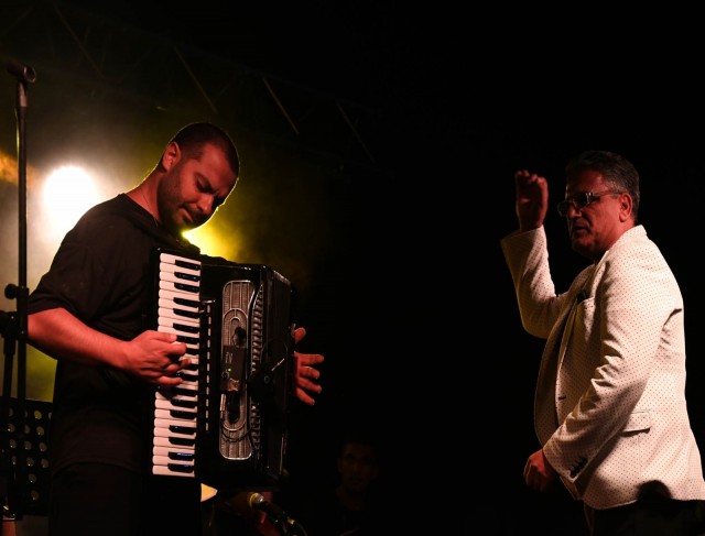 Başkan Çerçioğlu ve Günel Karaova Mahallesi’ne konser sözünü yerine getirdi