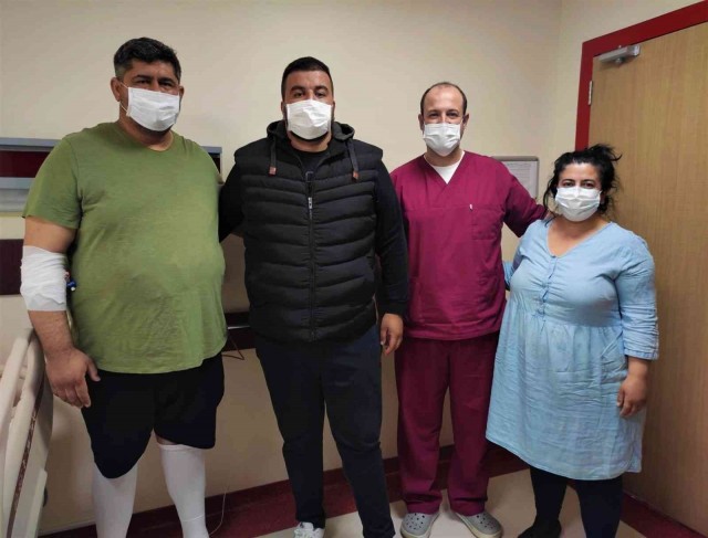 Fransadan gelen 3 hasta, Cerrahi Hastanesinde tüp mide ameliyatı oldu