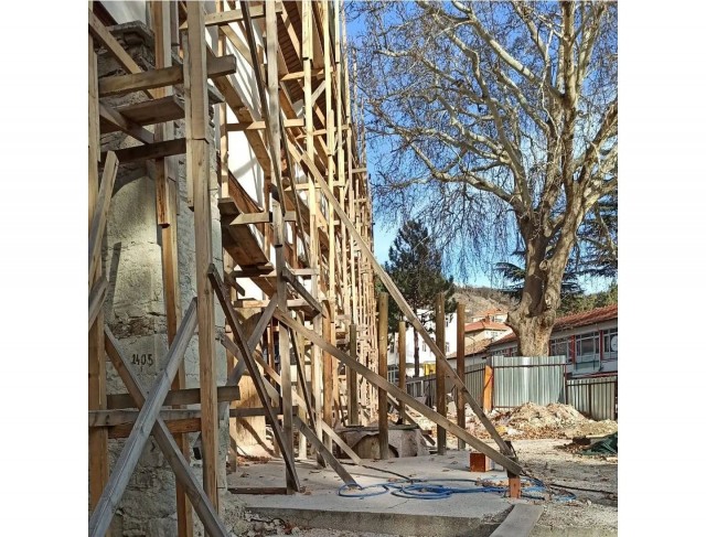 Tarihi Kocaseyfullah Camii’nde restorasyon çalışmaları devam ediyor