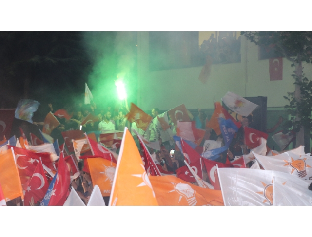 Denizli’de Cumhur İttifakı seçim zaferini kutladı