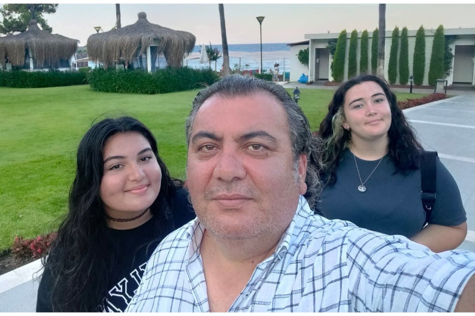 Denizli-Aydın Otoyolunda ters yöne giren otomobil kamyonla çarpıştı: 1 ölü, 3 yaralı