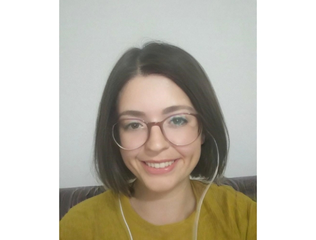 Genç kız 5. kattan düşerek hayatını kaybetti