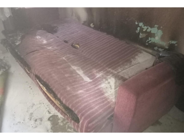 Ev olarak kullanılan iş hanında çıkan yangında 17’si çocuk 21 kişi kurtarıldı