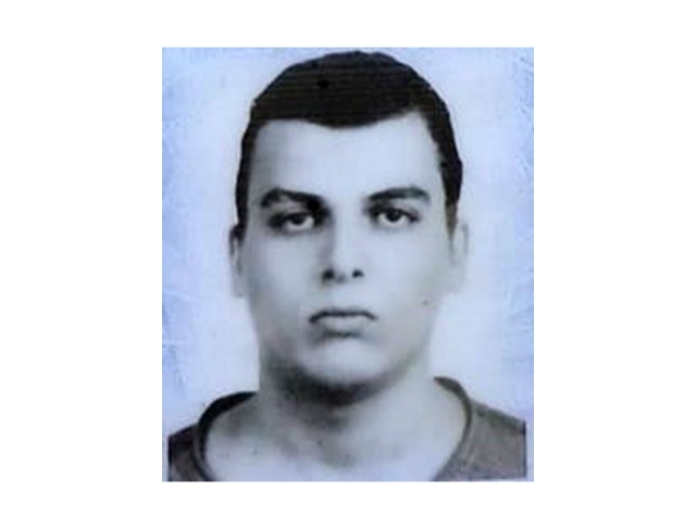 Apartmanın çatısından düşen genç hayatını kaybetti