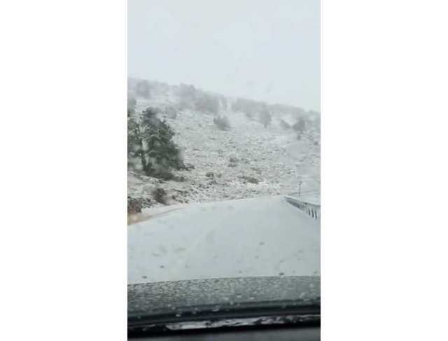 Denizli'nin yüksek kesimlerinde kar yağışı başladı