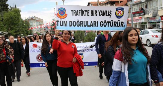 Acıpayam 'da Trafik Haftası kutlanıyor