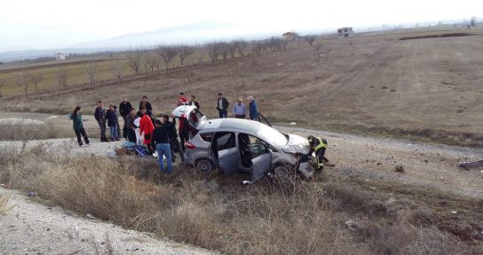 ACIPAYAM'DA TRAFİK KAZASI