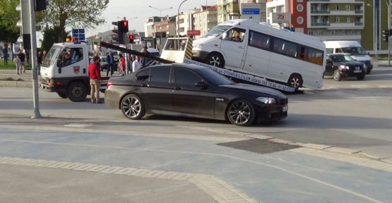 Denizli’de trafik kazası: 14 yaralı