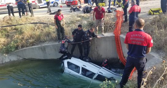 Otomobil sulama kanalına uçtu: 2 ölü