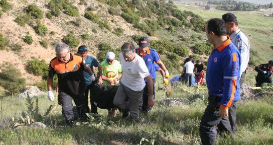 Pamukkale&#39;de yamaç paraşütü kazası: 1 ölü