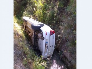 Okul müdürü trafik kazasında yaralandı