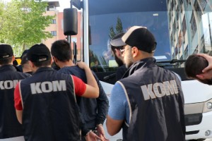 Denizli'de terör operasyonları: 19 şahıs yakalandı