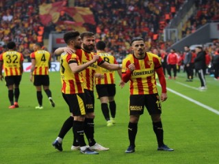 Göztepe’yi kanat oyuncuları uçuruyor