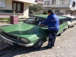 Manisa’da kaldırım ve duraklara park edenlere ceza yağıyor