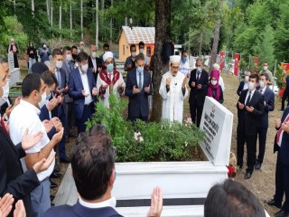 15 Temmuz şehidi mezarı başında anıldı