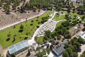 850 türü barındıran PAÜ Botanik Bahçesi göz kamaştırıyor