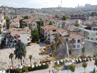 70 ailenin deprem kâbusu sona erdi