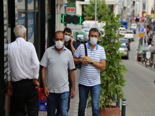 Artvinde artan Covid 19 vakalarının ardından maske takmak zorunlu hale geldi