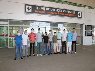 Kahraman çocuklar hayatlarında ilk defa uçağa bindi
