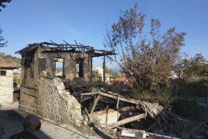 200 tarihten geriye enkaz kaldı