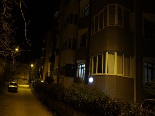 Karabükte 5 katlı apartman karantinaya alındı