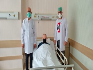 Safra kesesi değil adeta taş ocağı
