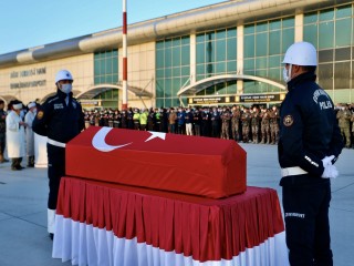 Türkiye-İran sınırında şehit olan polis memleketi Denizli’ye gönderildi