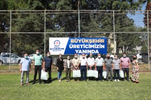 "Büyükşehir her zaman üreticinin yanında"