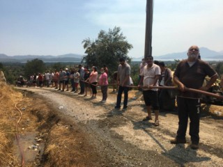 Muğla’da alevler yeniden yükselmeye başladı, vatandaşlar seferber oldu