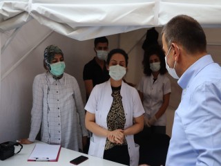 Siirt Valisi Hacıbektaşoğlu: Vaka sayılarında artış var, bağışıklık oranını yakalayıncaya kadar uyku bize haram