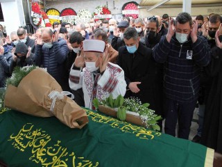 Gülçin Ergül’ün kazada ölen sevgilisi son yolculuğuna uğurlandı