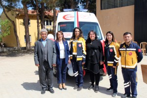 Hayırsever vatandaştan sağlık müdürlüğüne ambulans bağışı