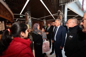 Başkan Zolan ve Vali Atik afetzedeler ile buluştu Denizli hep birlikte depremin yaralarını sarıyor