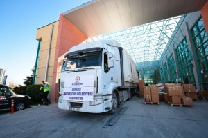Denizli Büyükşehir, depremin yaralarını sarmaya devam ediyor