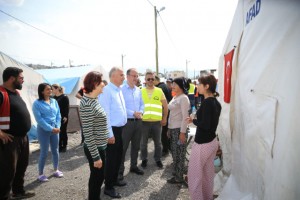 Başkan Zolan afetzedeleri yalnız bırakmıyor