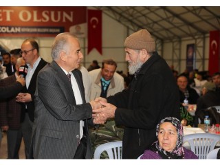 Büyükşehir’de gelenek değişmedi
