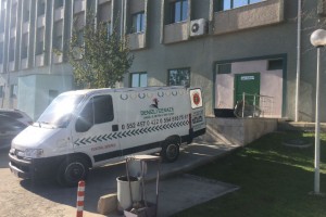 Sağlık ocağının kapısında öldü
