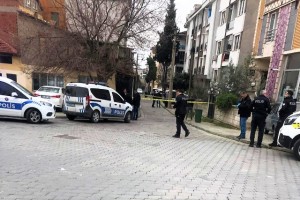 Sokak ortasında silahlı saldırıya uğradı