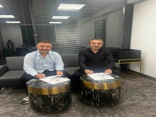Afyonspor yeni teknik direktör ile sözleşme imzaladı