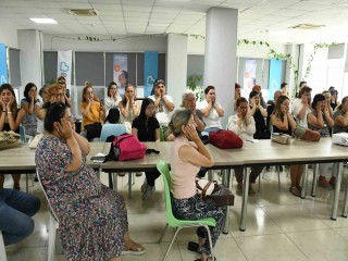Aromatik yağlar ile nefes tekniklerini öğrendiler
