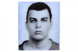 Apartmanın çatısından düşen genç hayatını kaybetti